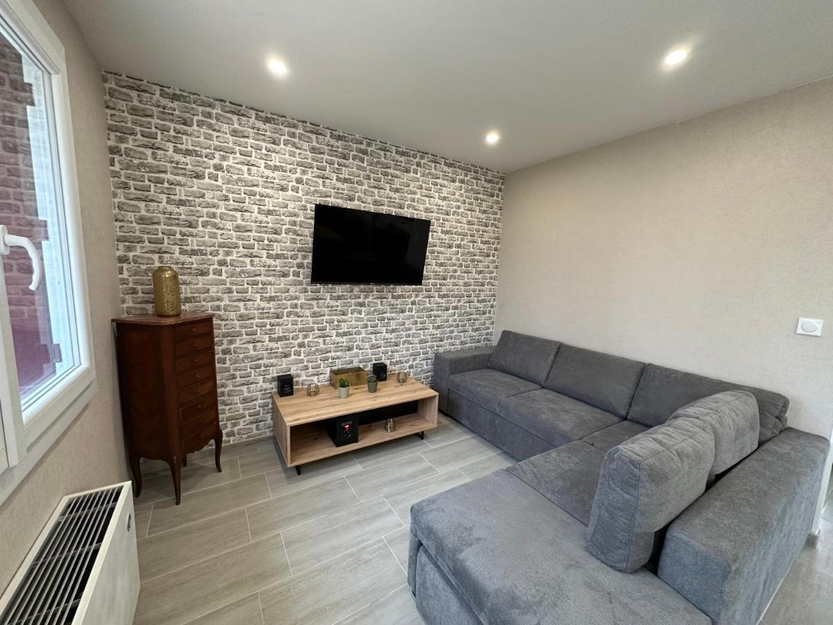 Agreable Maison Avec Jardin A 茹万维勒 外观 照片