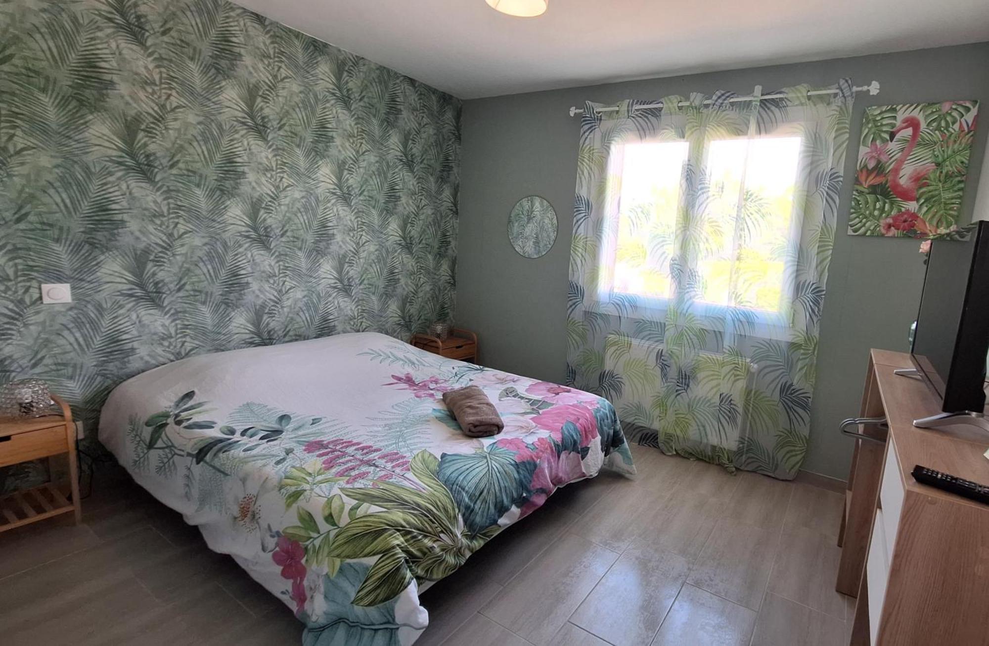 Agreable Maison Avec Jardin A 茹万维勒 外观 照片