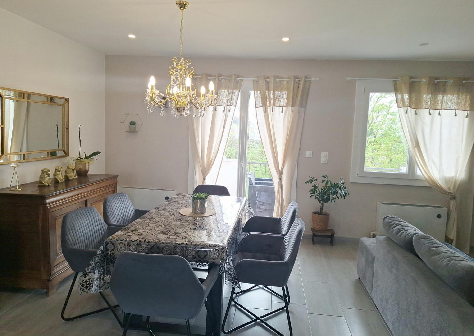 Agreable Maison Avec Jardin A 茹万维勒 外观 照片